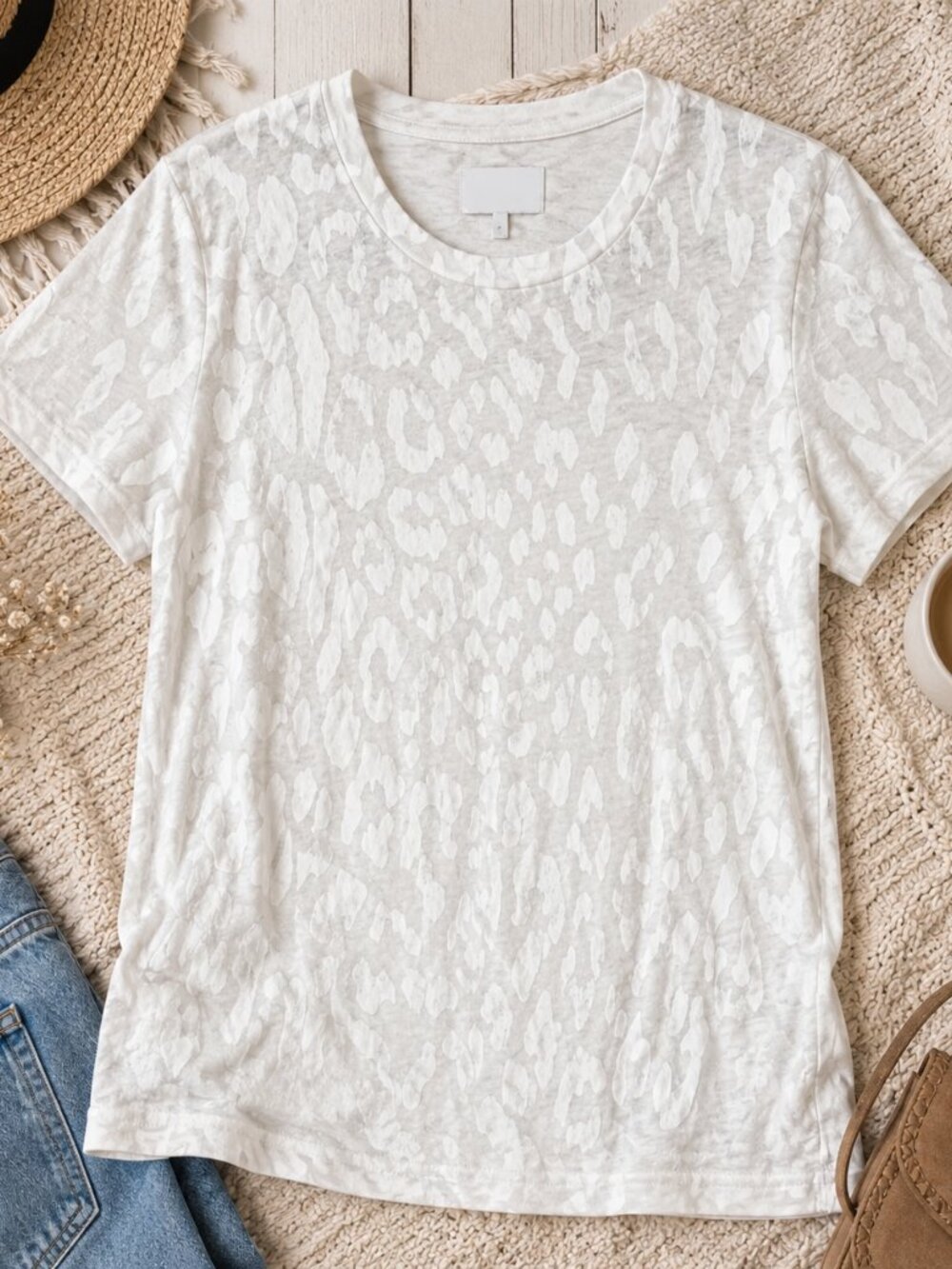 NWT Current/Elliott Women’s White Graphic Leopard‎ The Crew Tee, Size 0